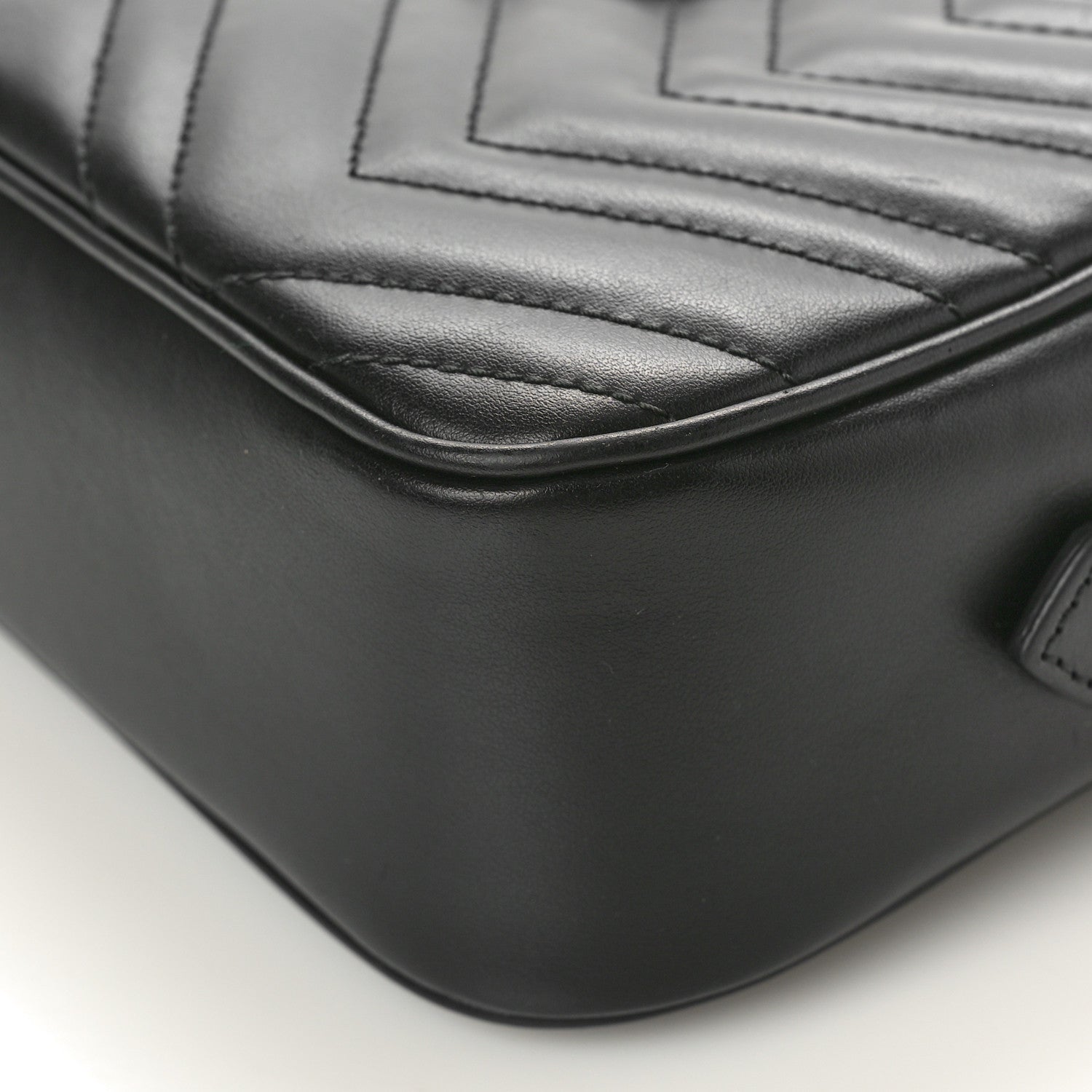 Gucci Calfskin Matelasse Monochrome Small GG Marmont Chain Shoulder Bag Black 10 of 10