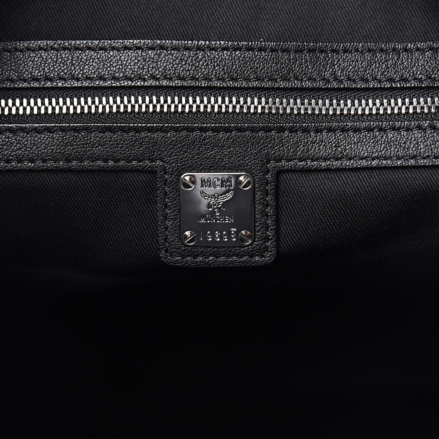 Calfskin Ottomar Large Klara Hobo Black