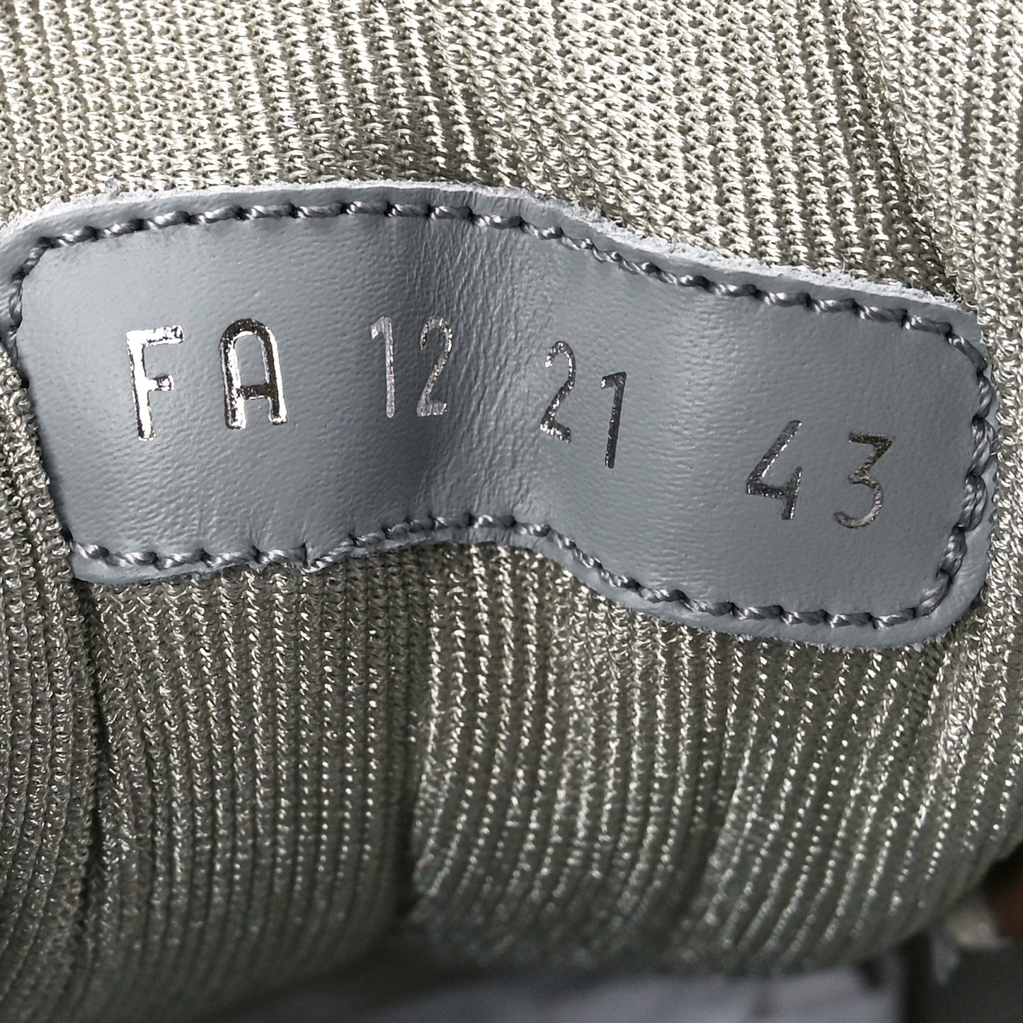 Smooth Calfskin Oblique Paisley Mens B27 Low Top Sneakers 43 Coffee White