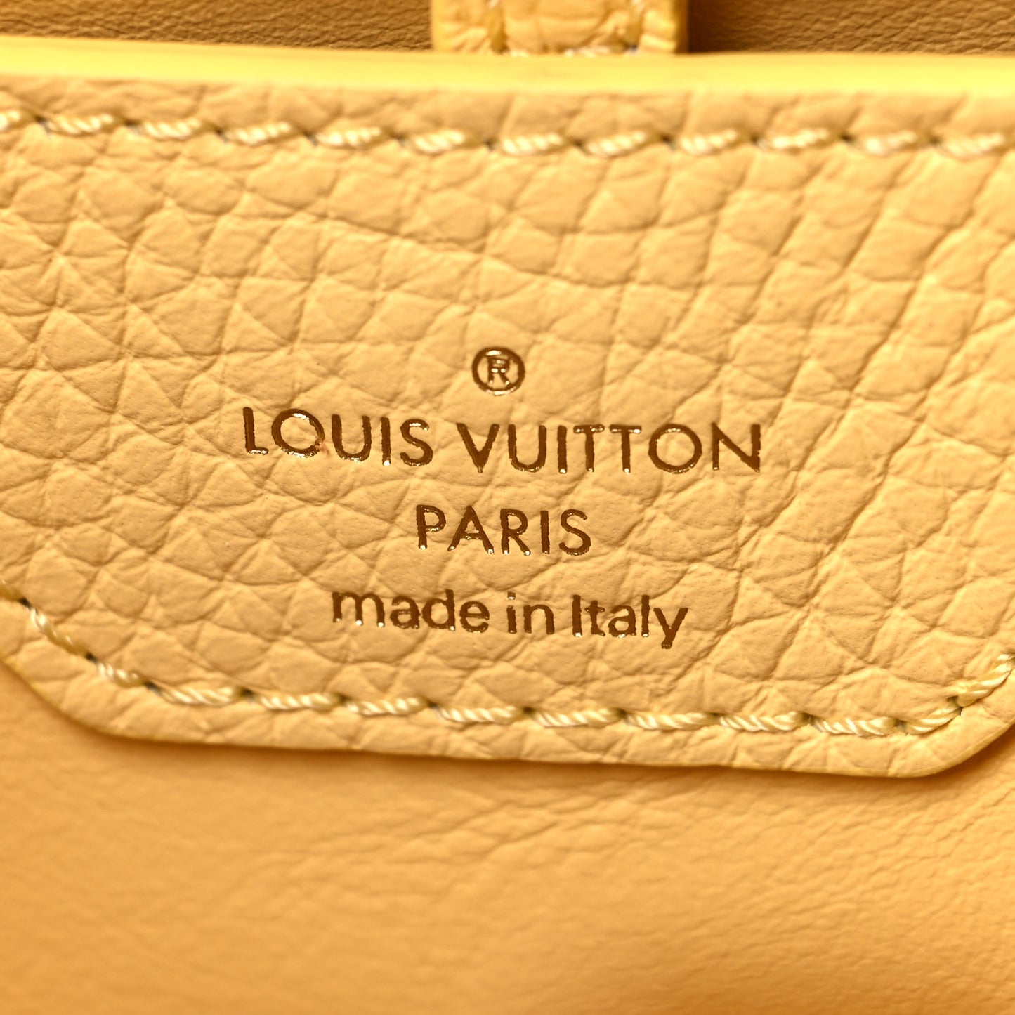 Taurillon Capucines MM Cream Plume Yellow