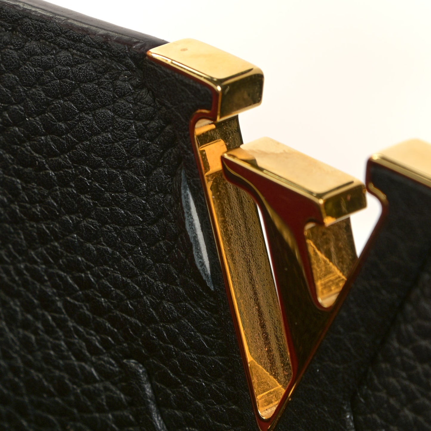 Taurillon Capucines PM Black