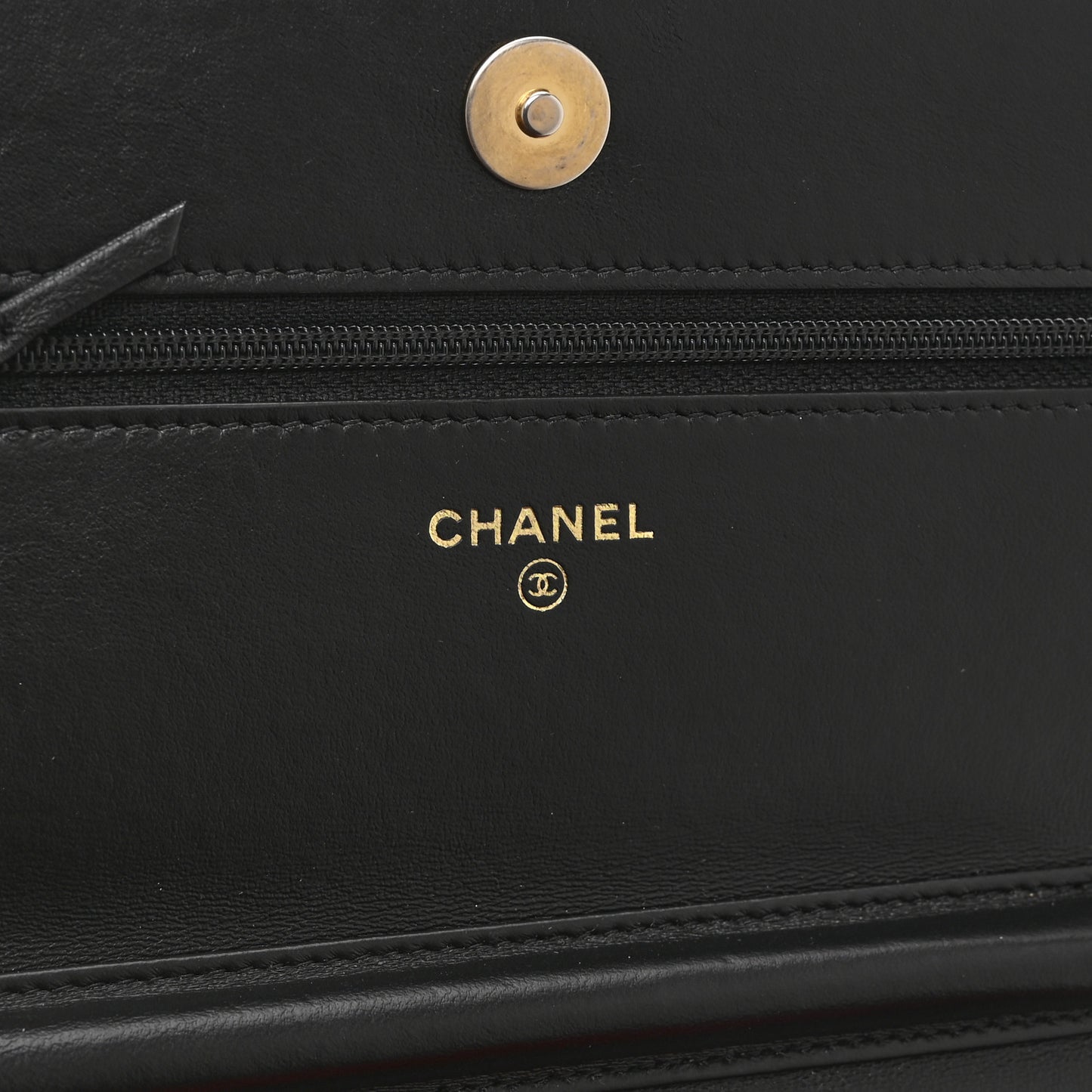 Lambskin Quilted Chain Around Wallet On Chain WOC Black
