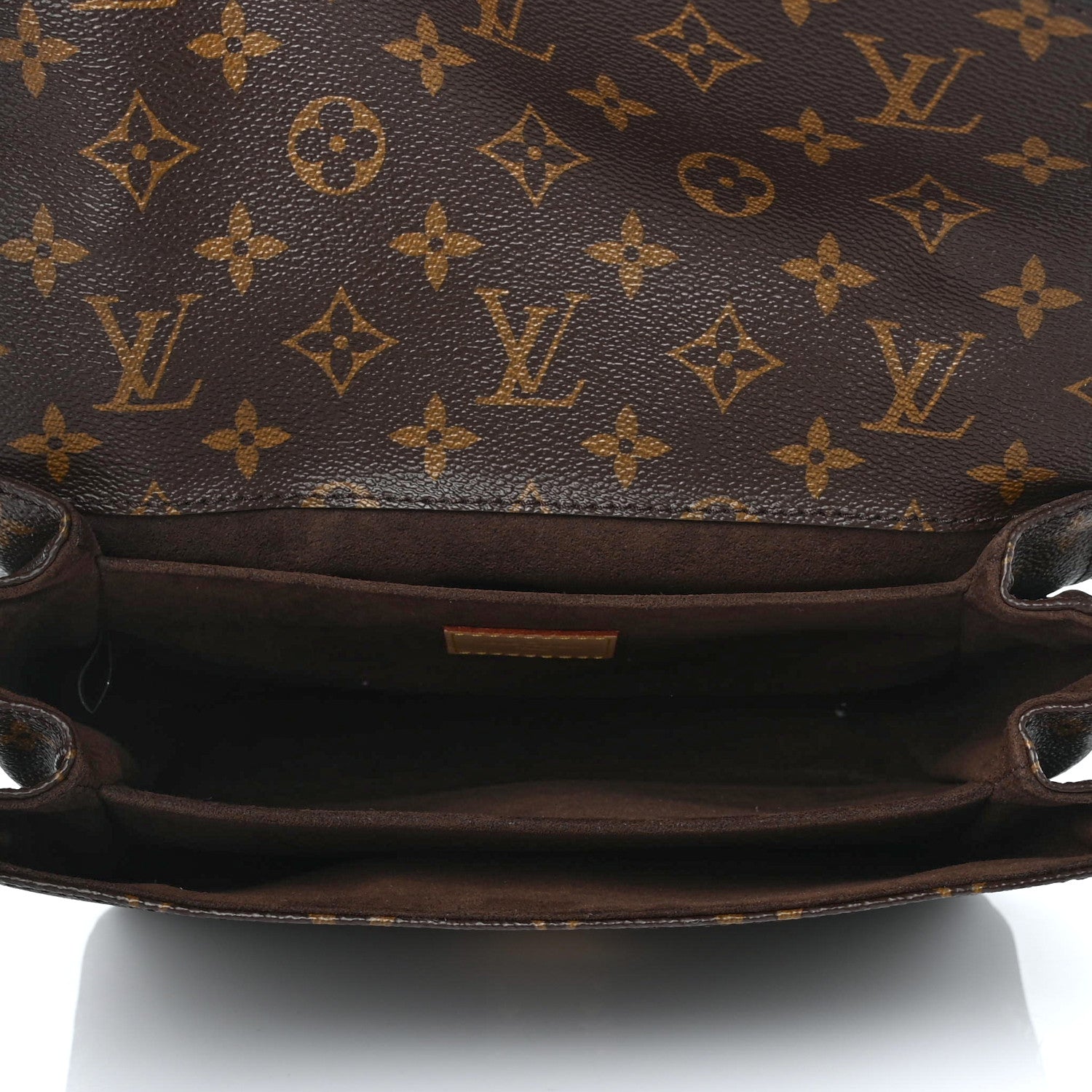 Louis Vuitton Monogram Pochette Metis 4 of 4