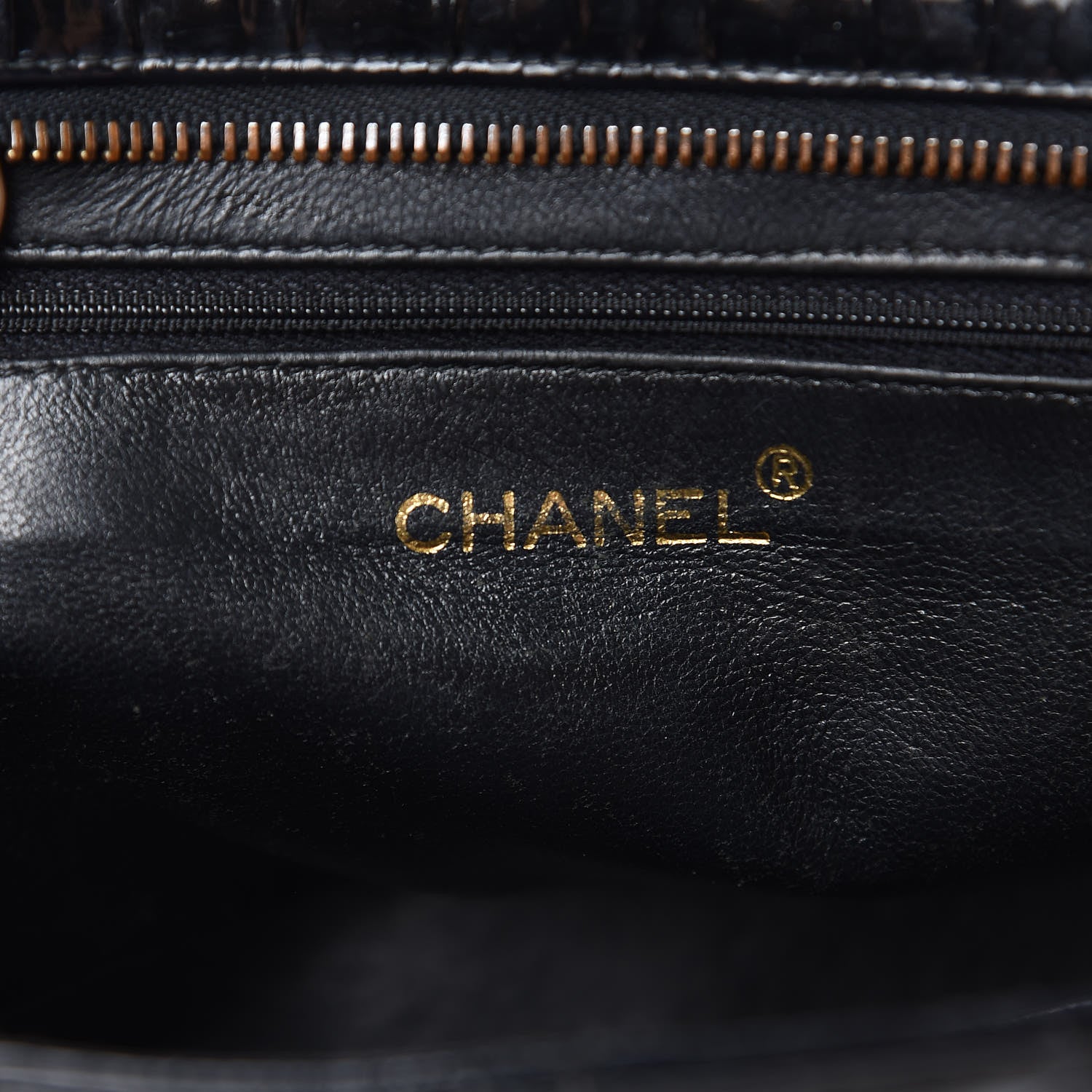 Chanel Patent Quilted CC Shoulder Bag Black 6 of 14