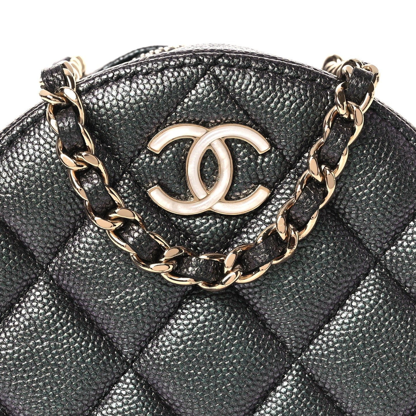 Iridescent Caviar Quilted Round Clutch With Chain Black