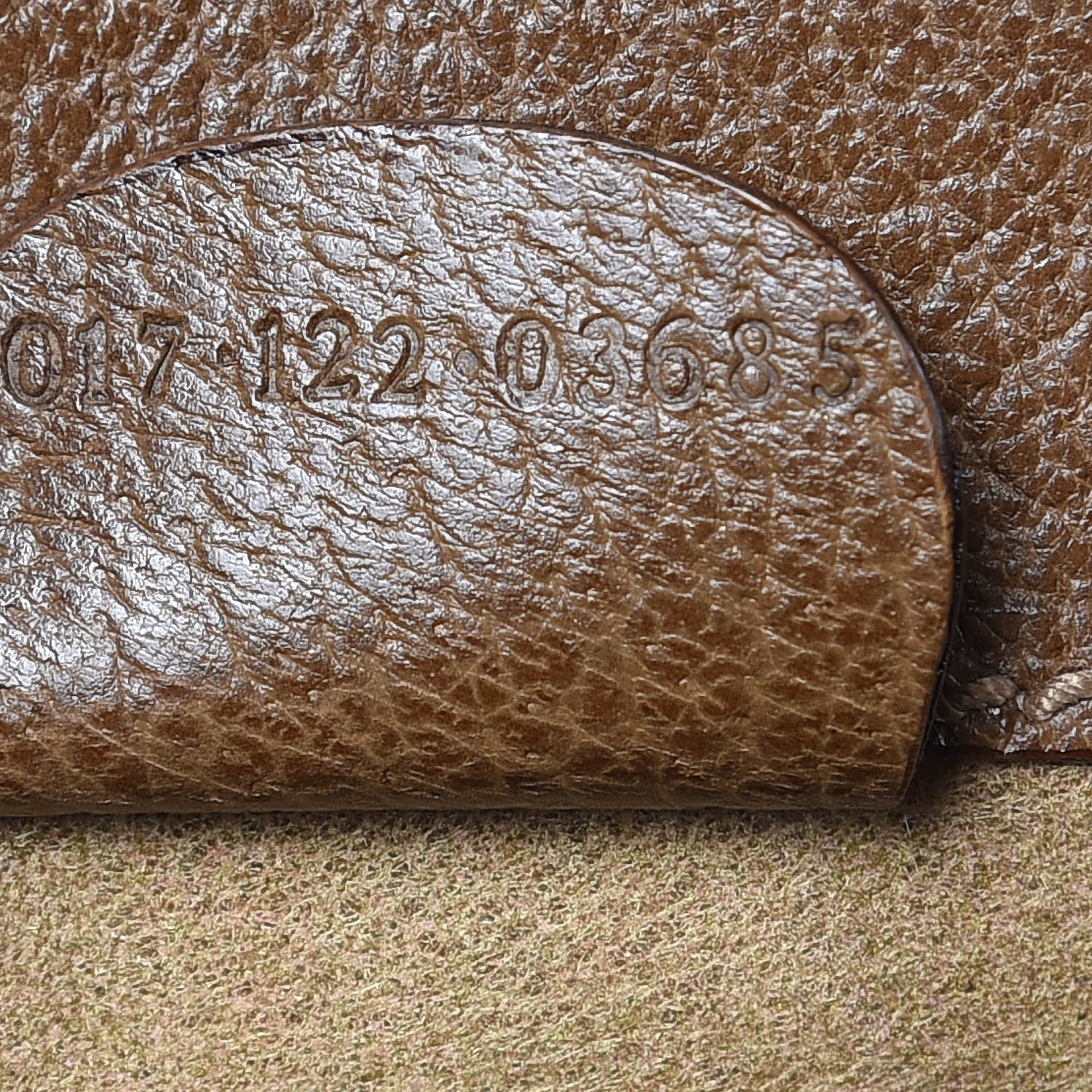 Gucci Textured Calfskin Portfolio 7 of 15