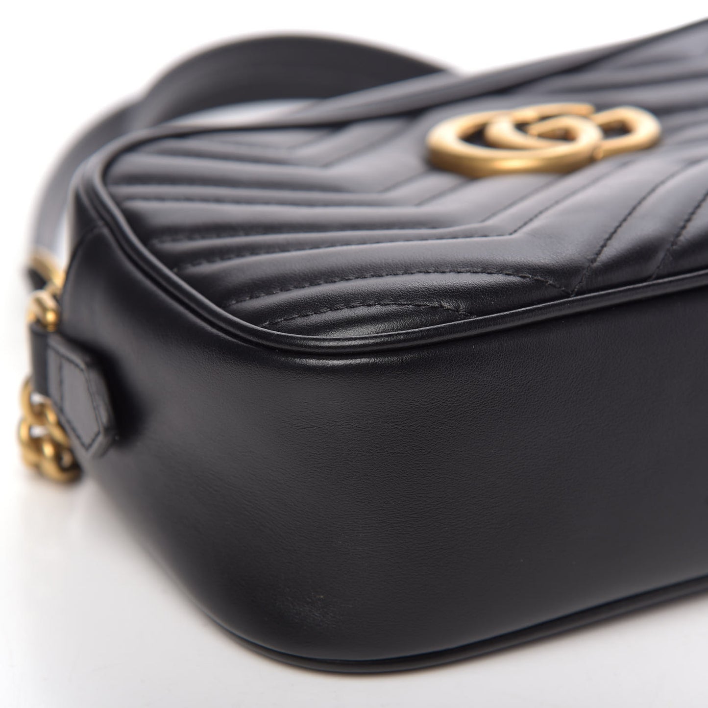 Calfskin Matelasse Small GG Marmont Chain Shoulder Bag Black