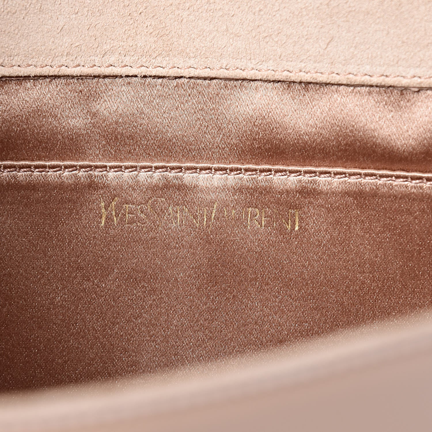 Saint Laurent Patent Calfskin Large Belle De Jour Clutch Chair 6 of 12
