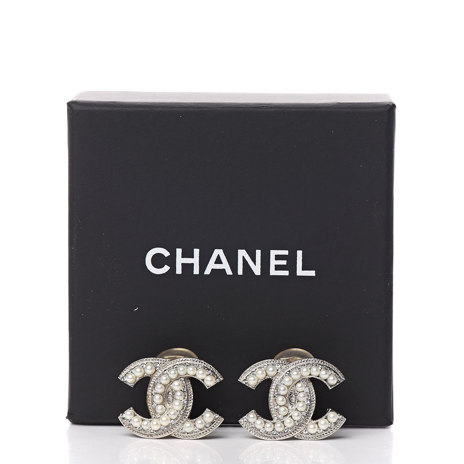 Chanel Crystal Pearl CC Clip On Earrings Light Gold 5 of 5
