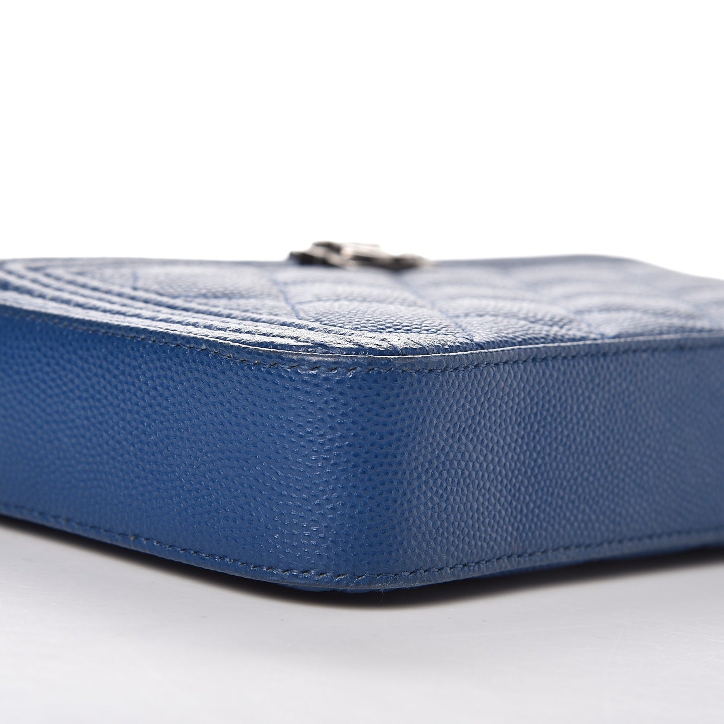 Caviar Quilted Small Boy Clutch With Chain Blue