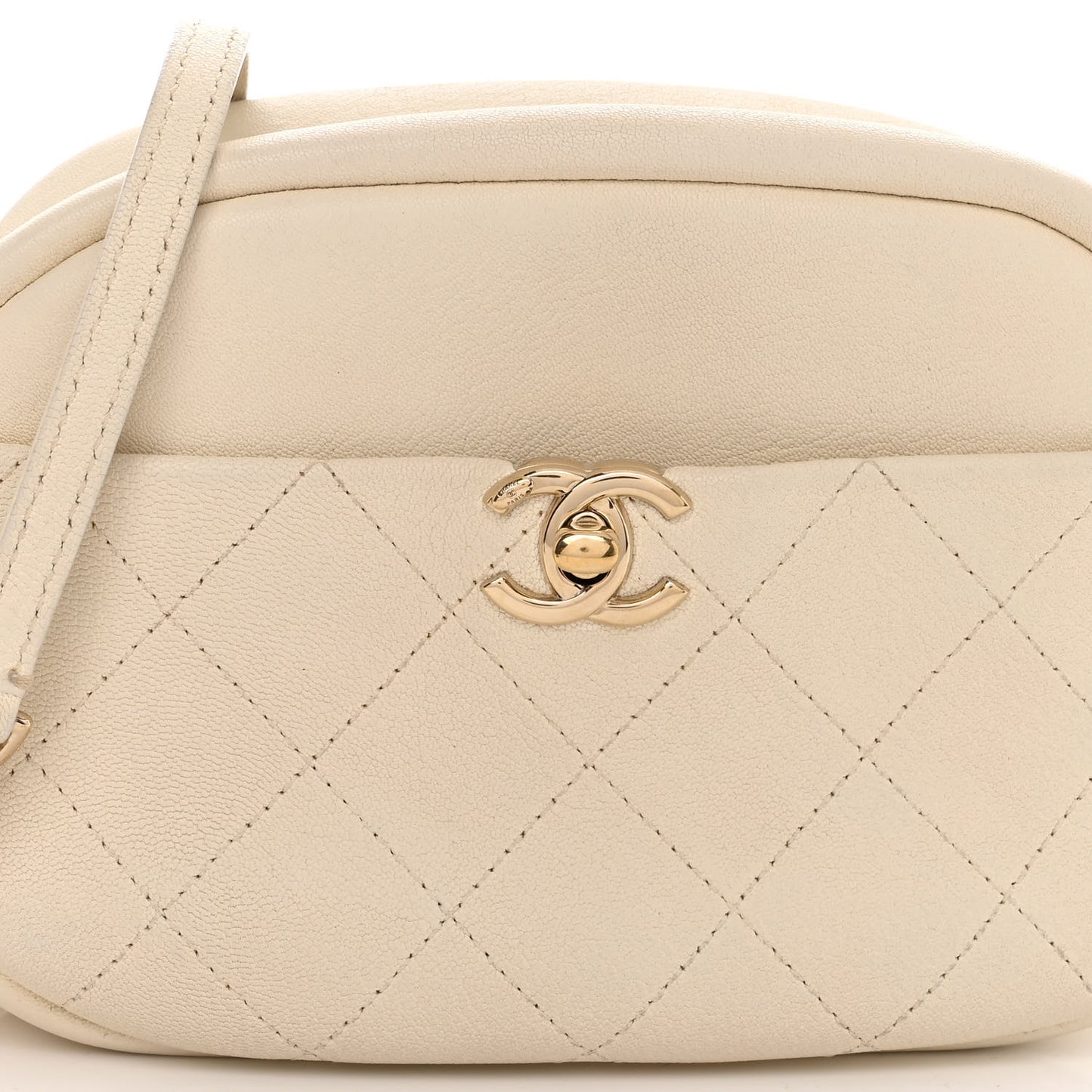 Goatskin Quilted Small Casual Trip Camera Case White