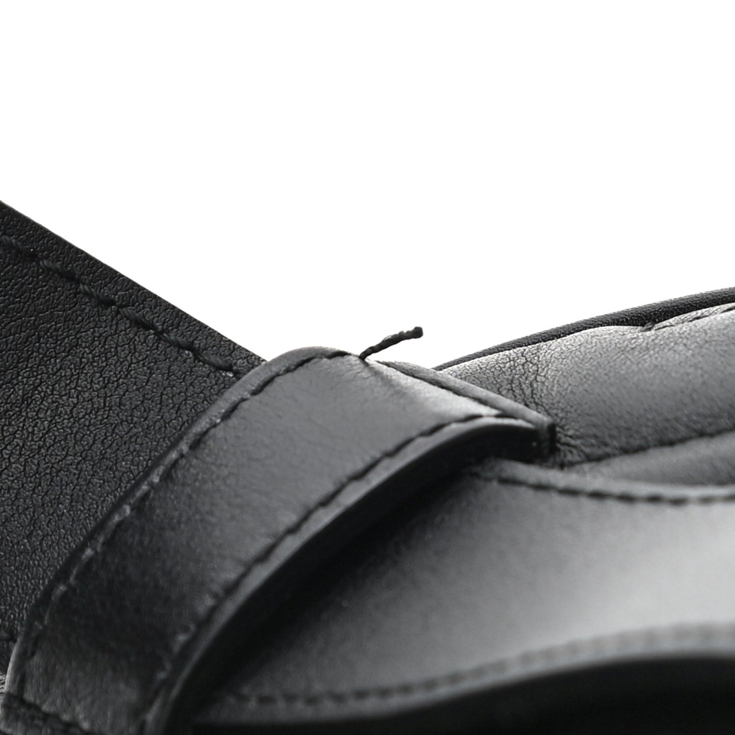 Calfskin Matelasse GG Marmont Belt Bag 85 34 Black