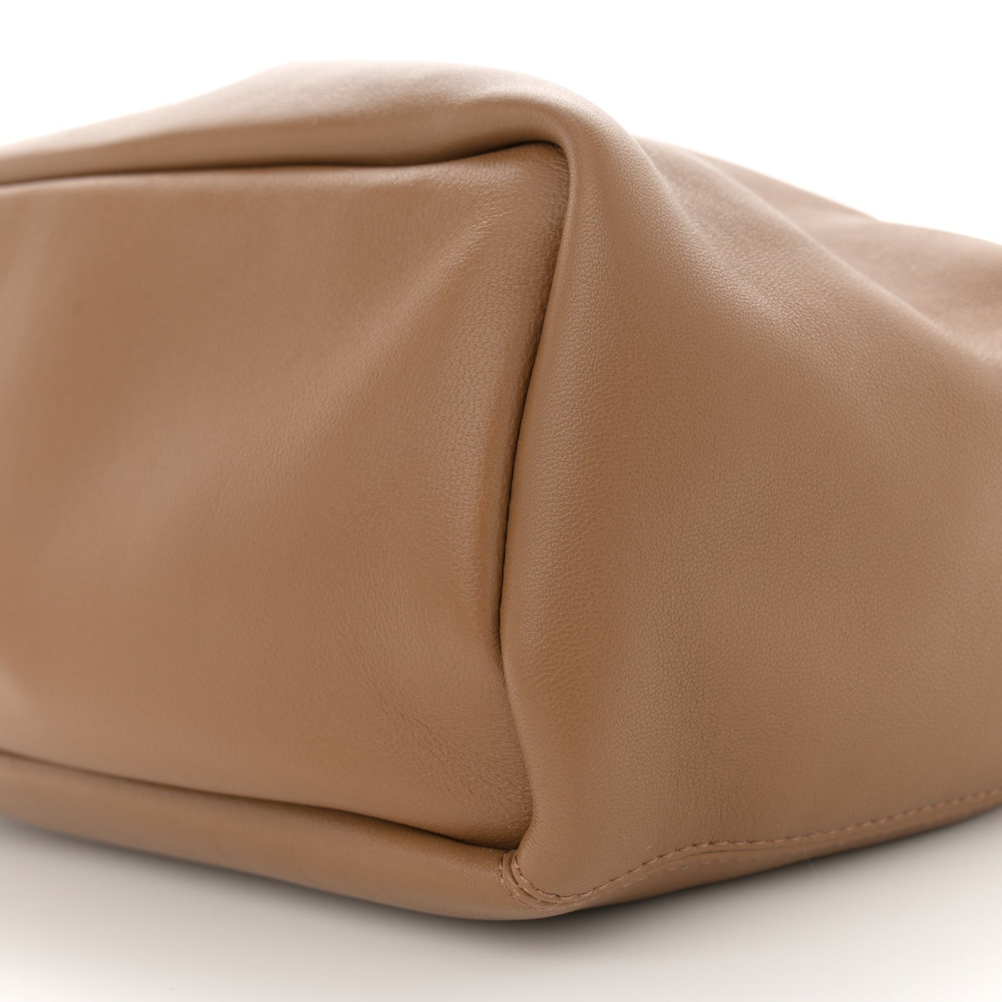 Nappa Small Squeeze Bag Oak