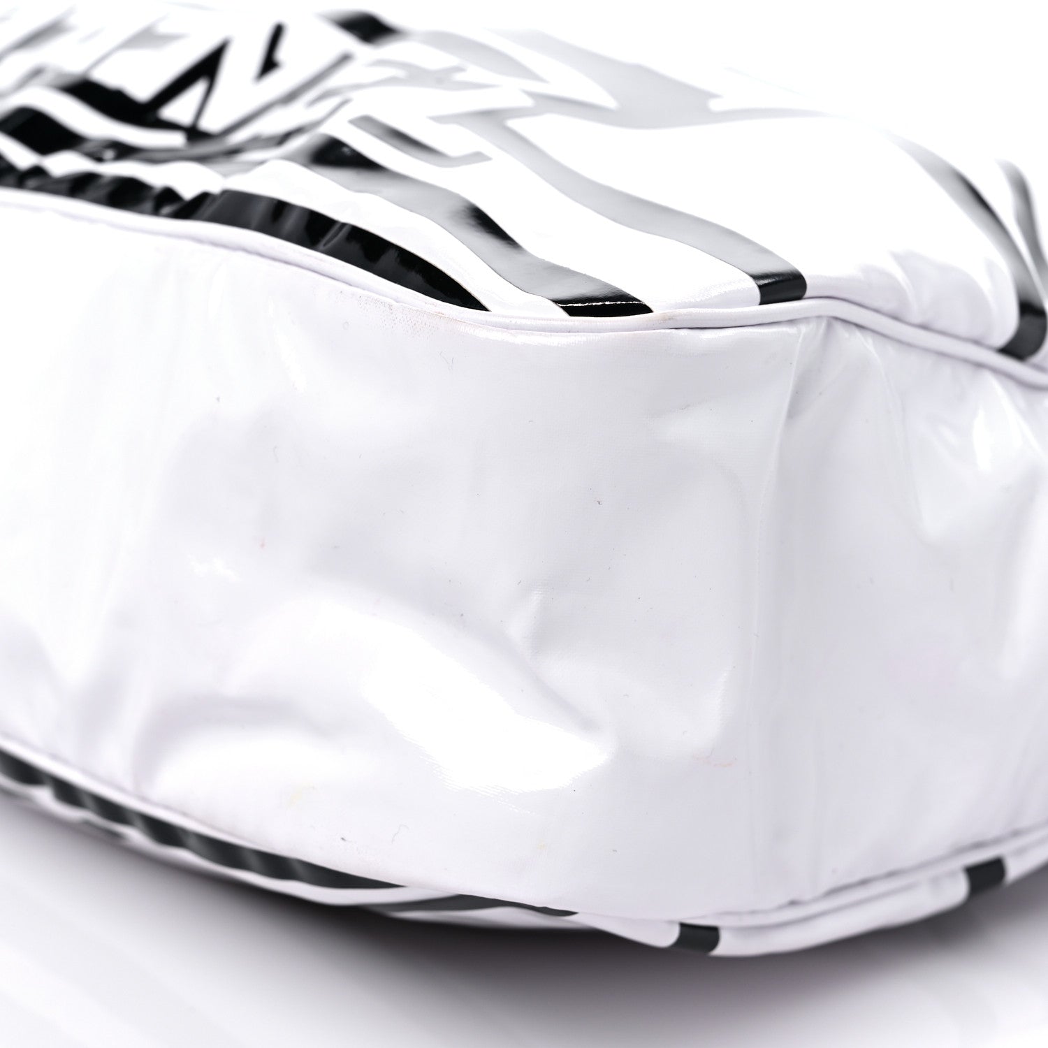 Chanel Vinyl Small La Pausa Camera Case White Black 8 of 8