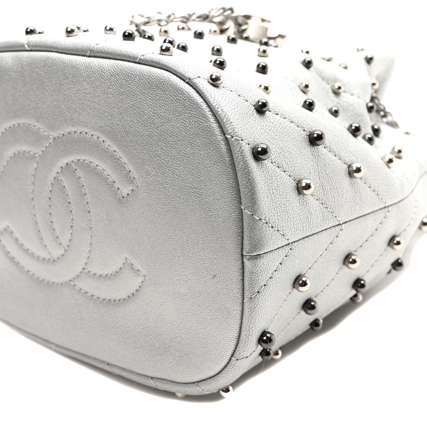 Metallic Lambskin Studded Chevron Quilted Small Stud Wars Drawstring Bag Silver