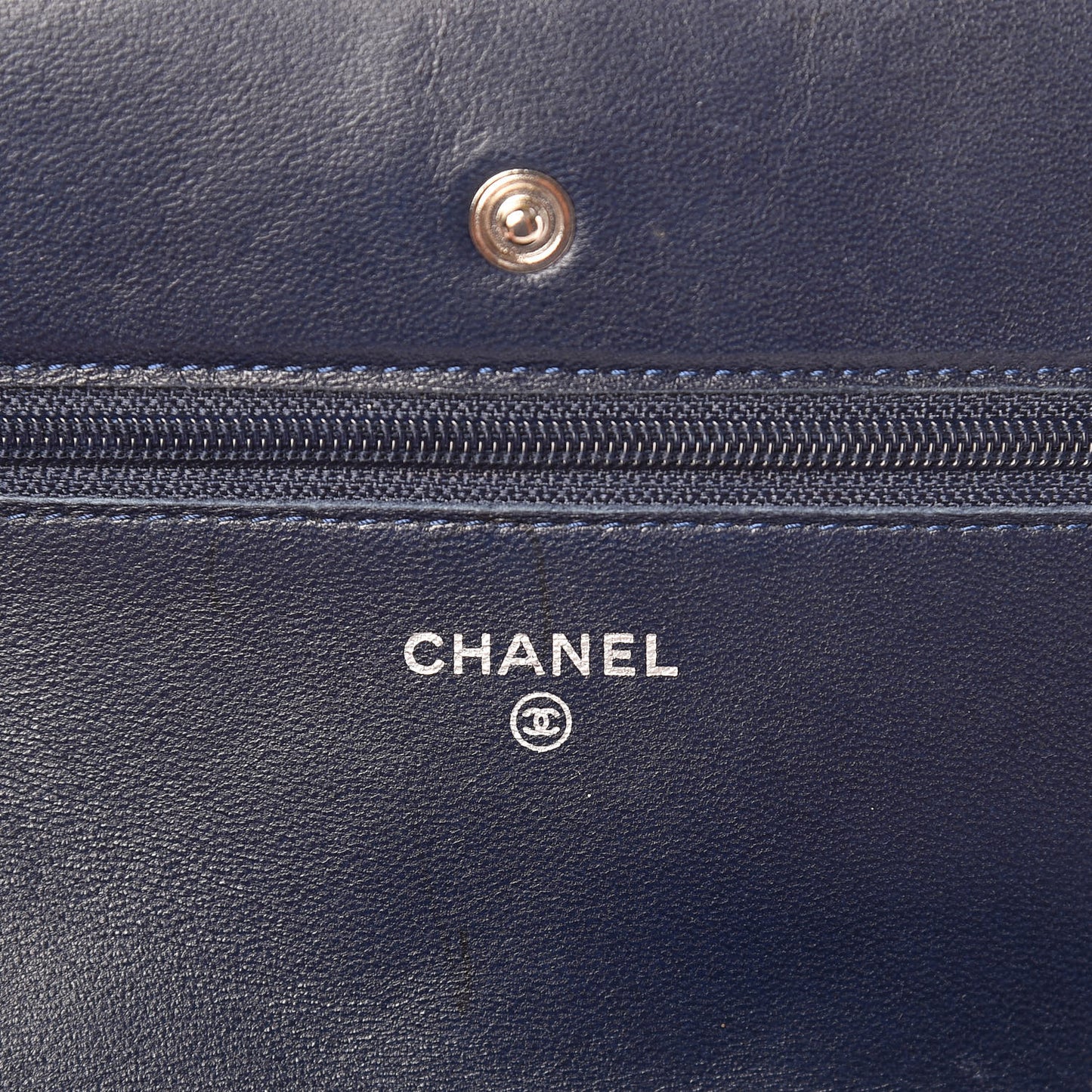 Patent Quilted Wallet On Chain WOC Blue