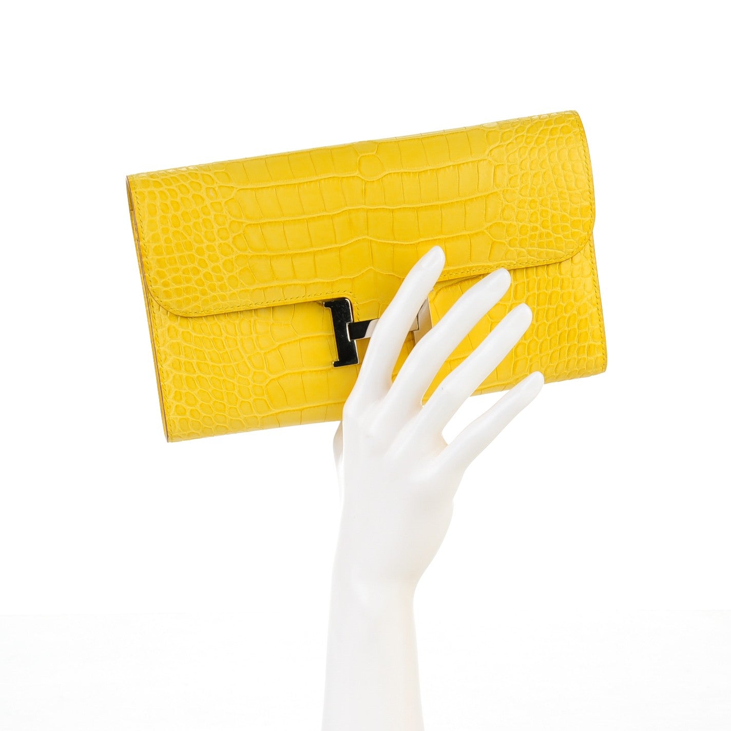 Matte Alligator Constance Wallet Mimosa