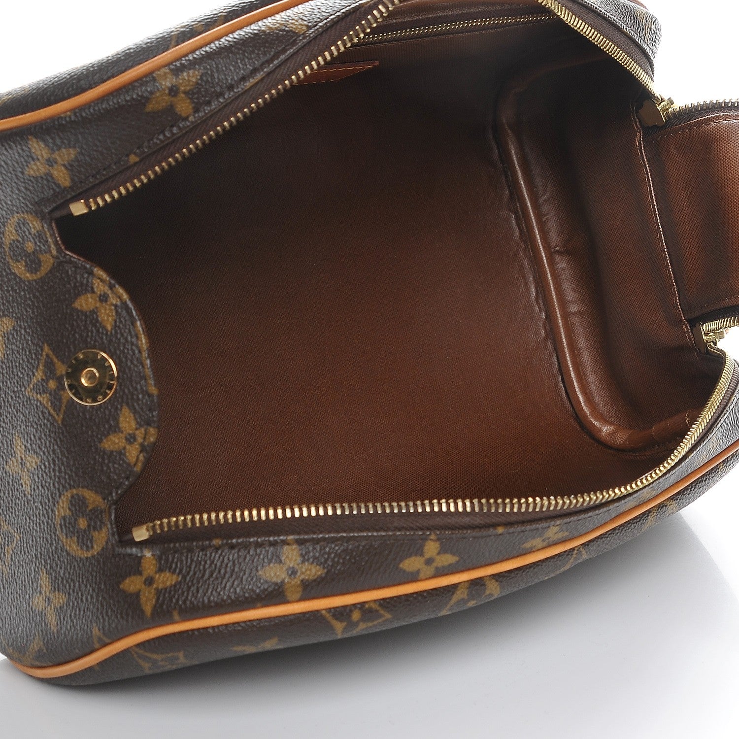 Louis Vuitton Monogram King Size Toiletry Bag 5 of 7