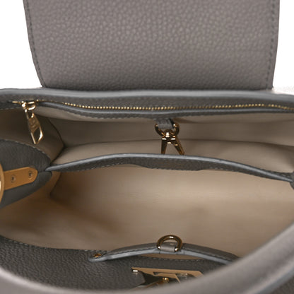 Louis Vuitton Taurillon Moonstone Capucines MM Galet 5 of 8
