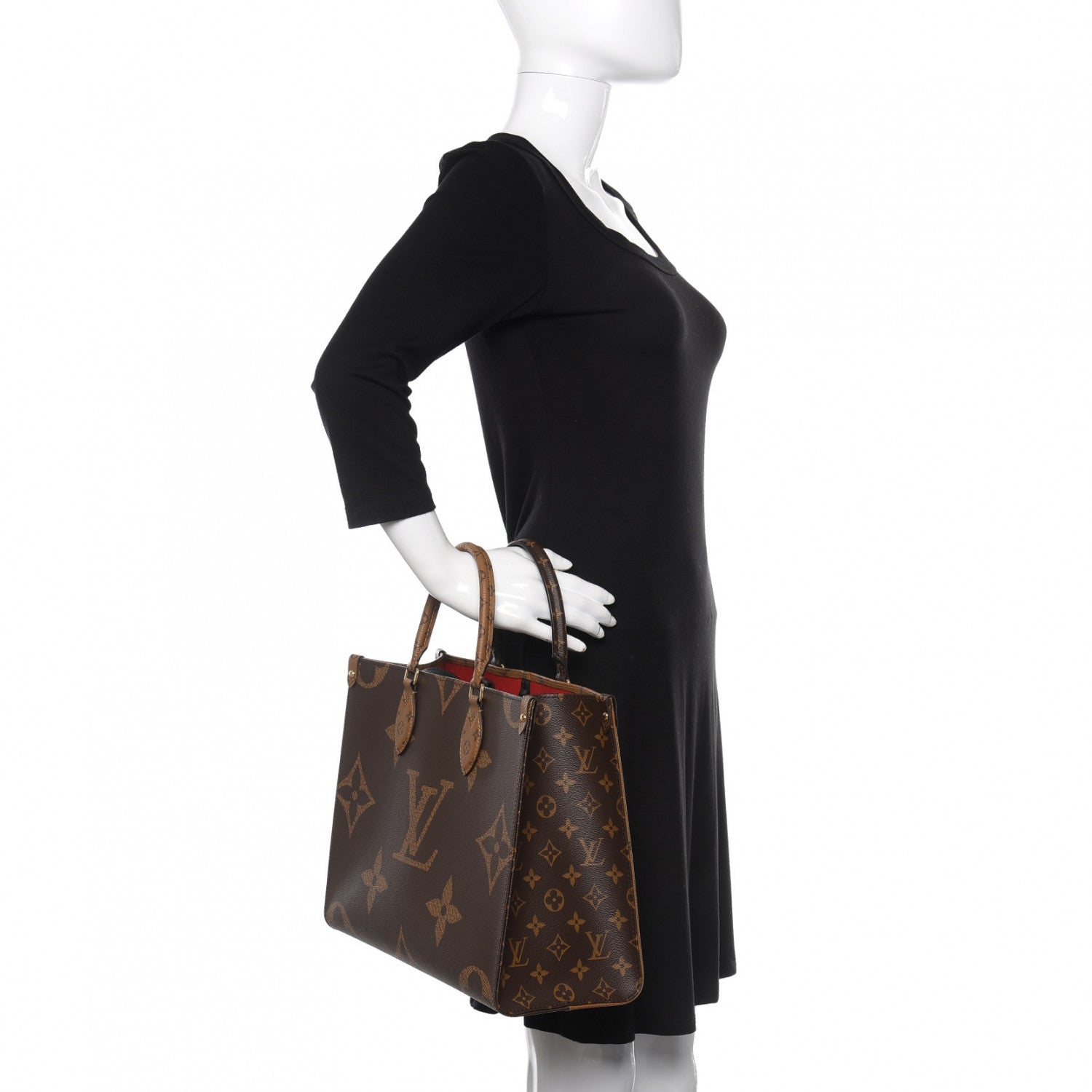 Louis Vuitton Reverse Monogram Giant Onthego MM 2 of 11