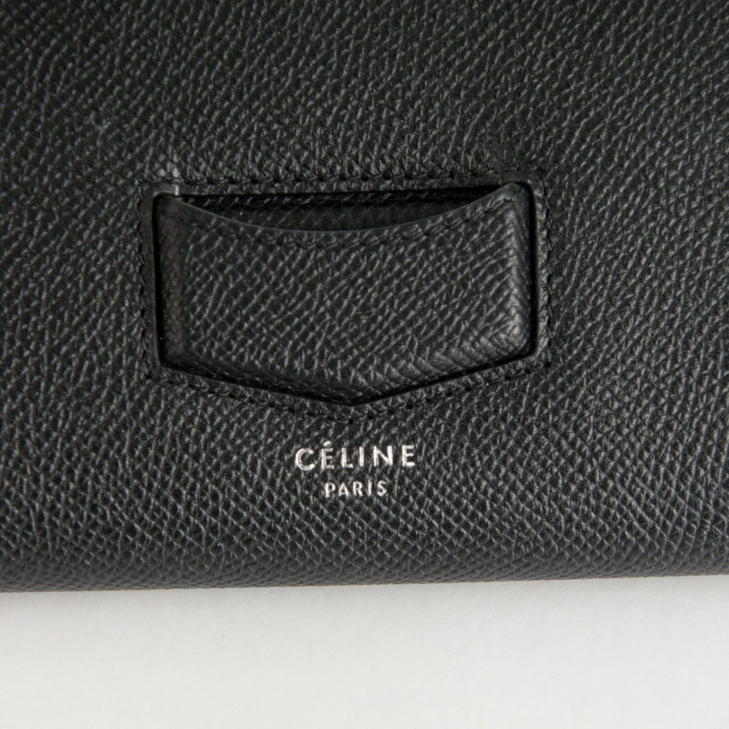 Grained Calfskin Large Trotteur Multifunction Flap Wallet Black