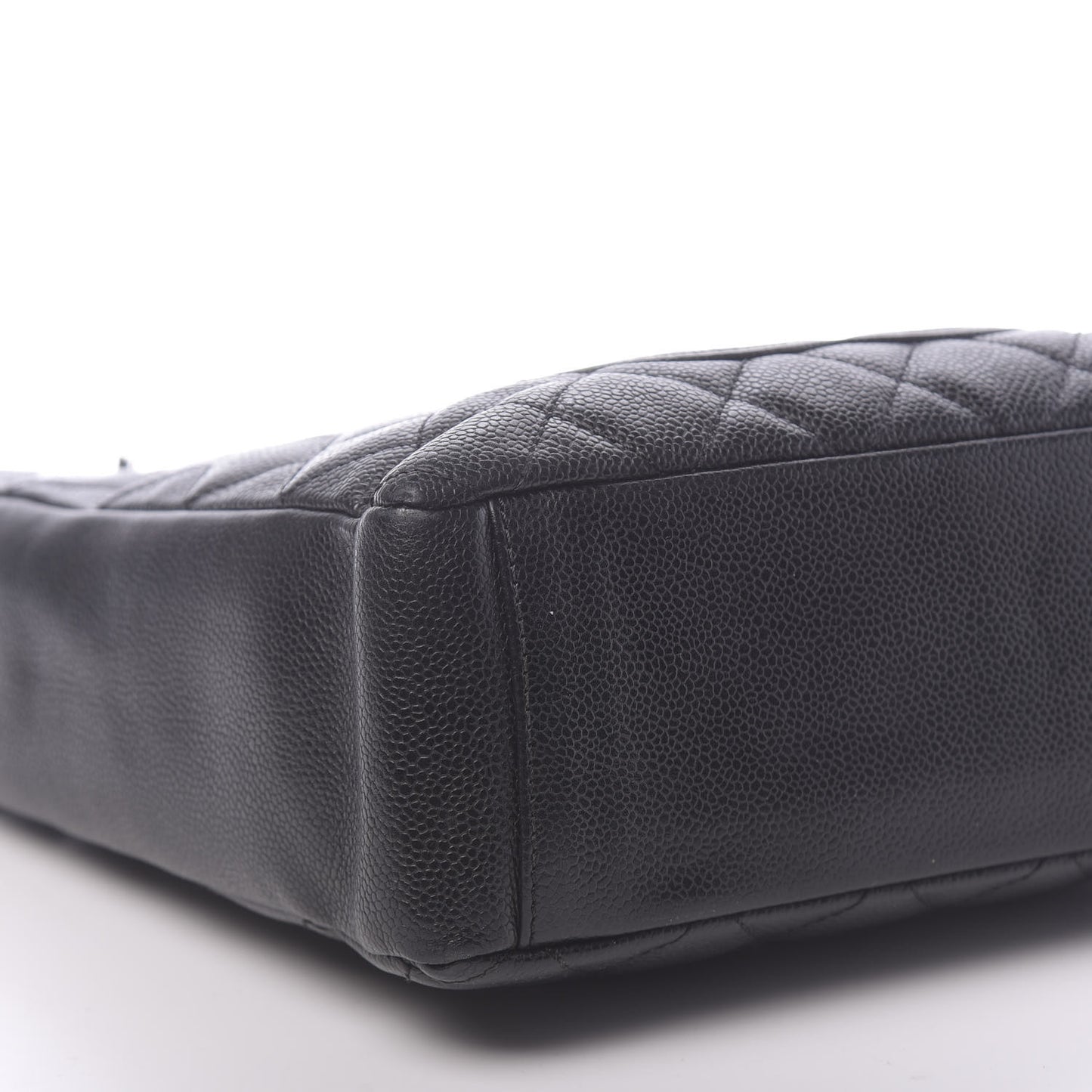 Caviar Quilted Petit Shopping Tote PST Black