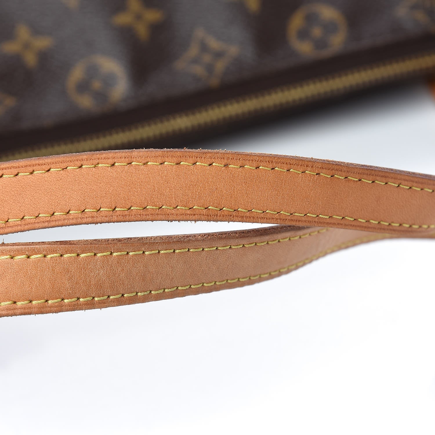 Louis Vuitton Monogram Totally MM 15 of 19