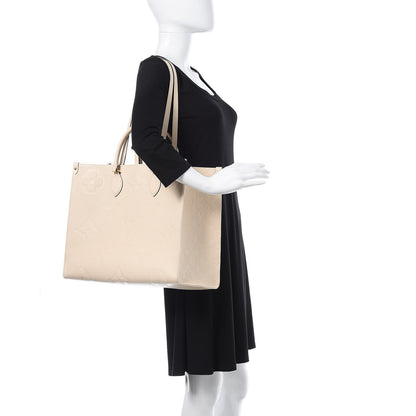 Louis Vuitton Empreinte Monogram Giant Onthego GM Creme 2 of 9