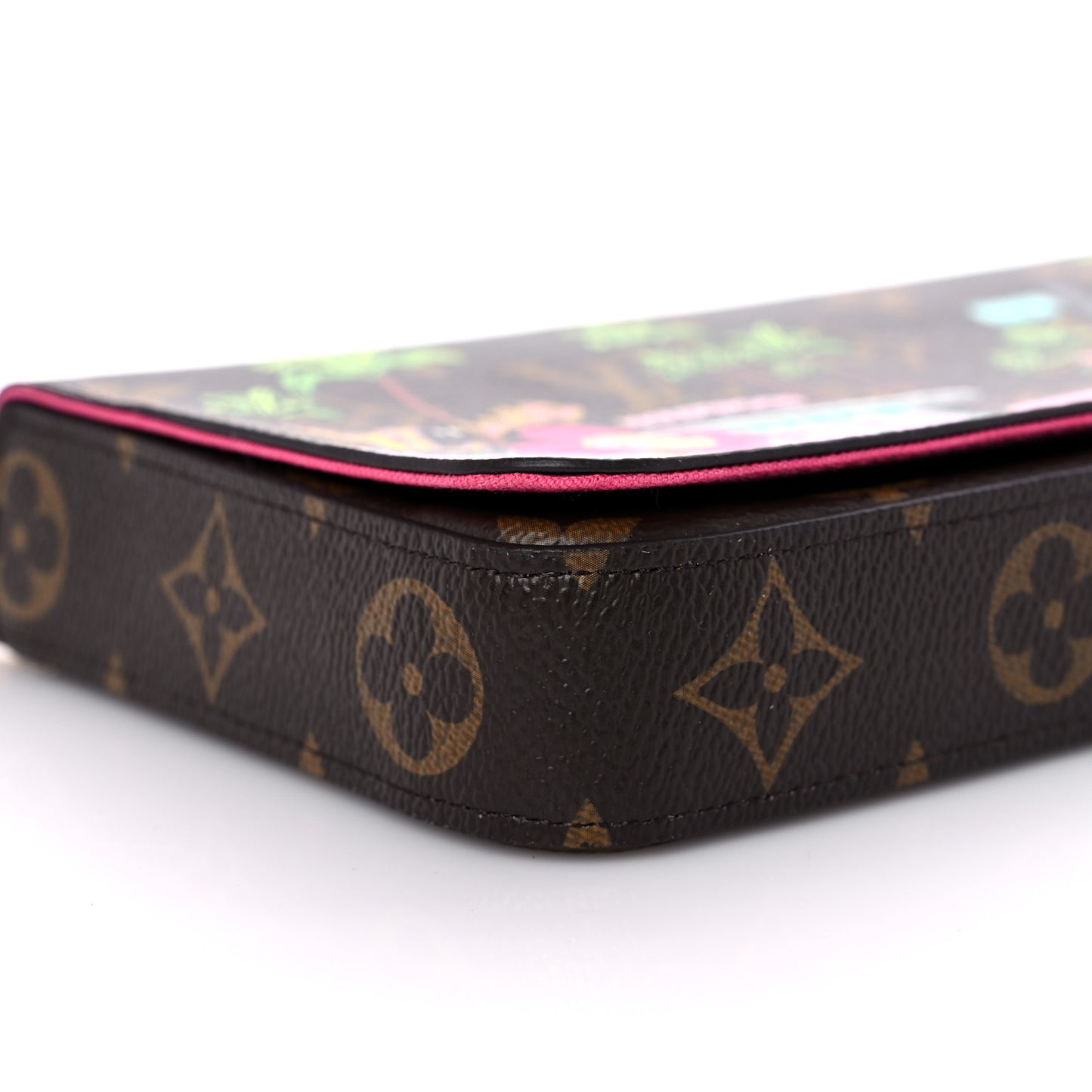 Monogram 2021 Christmas Animation Hollywood Pochette Felicie Chain Wallet Fuchsia