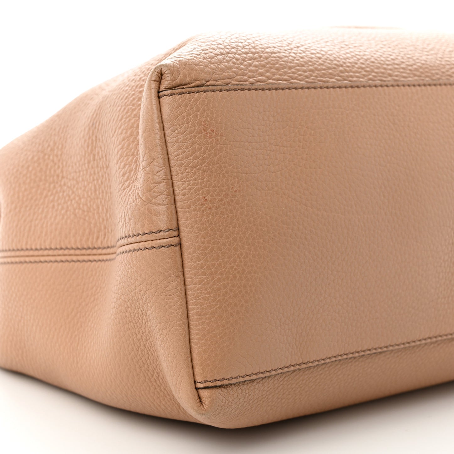 Pebbled Calfskin Medium Soho Chain Shoulder Bag Rose Beige