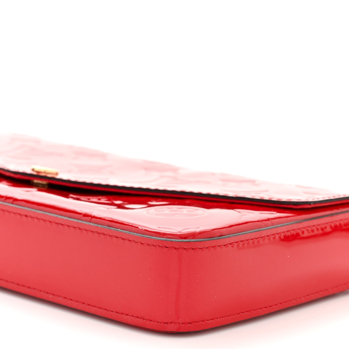 Vernis Felicie Pochette Chain Wallet Cherry