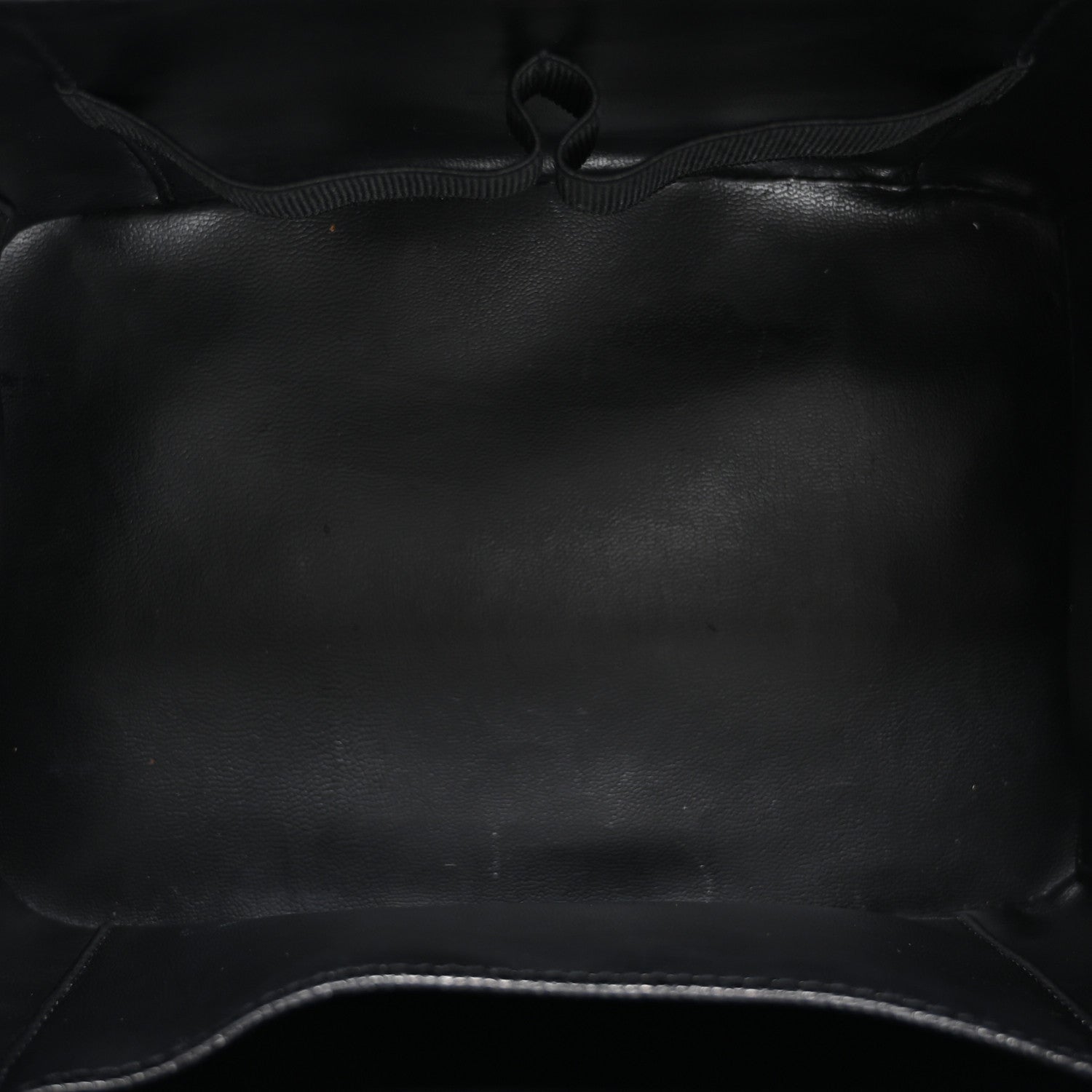 Chanel Caviar CC Vanity Train Case Black 4 of 14