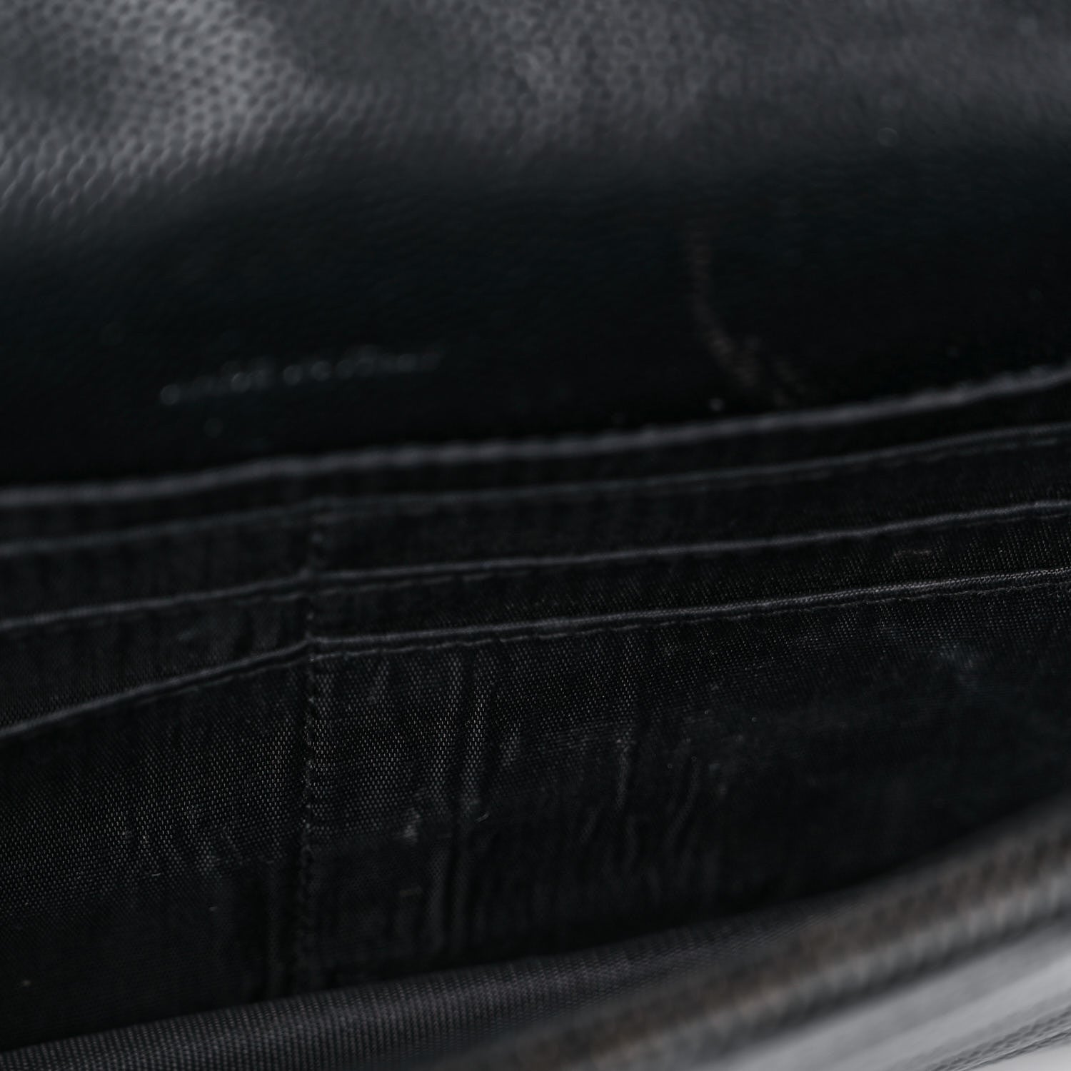 Saint Laurent Grain De Poudre Matelasse Chevron Monogram Monochrome Envelope Chain Wallet Black 14 of 18