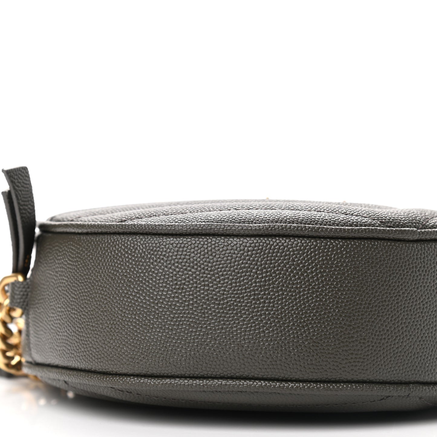 Grain De Poudre Matelasse Chevron Quilted Round Vinyle Camera Bag Pebble