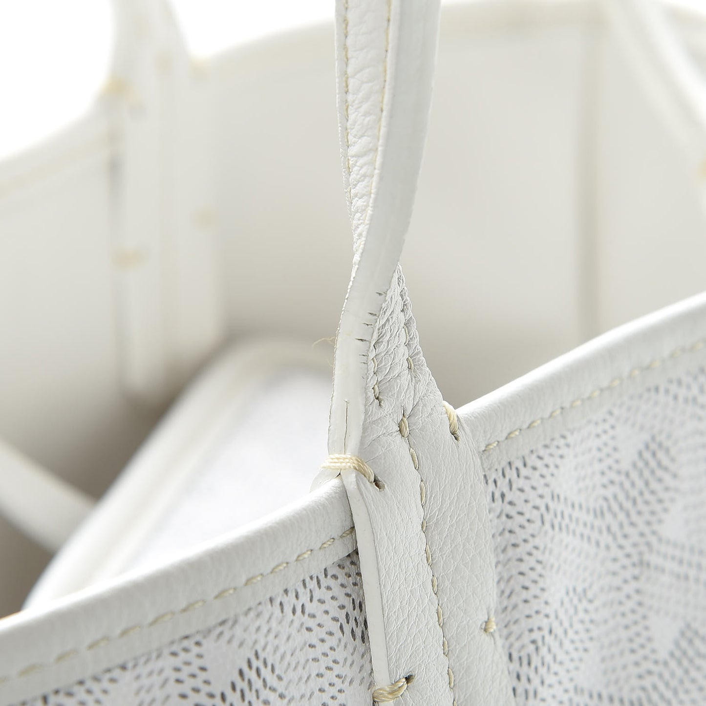 Goyardine Reversible Mini Anjou White