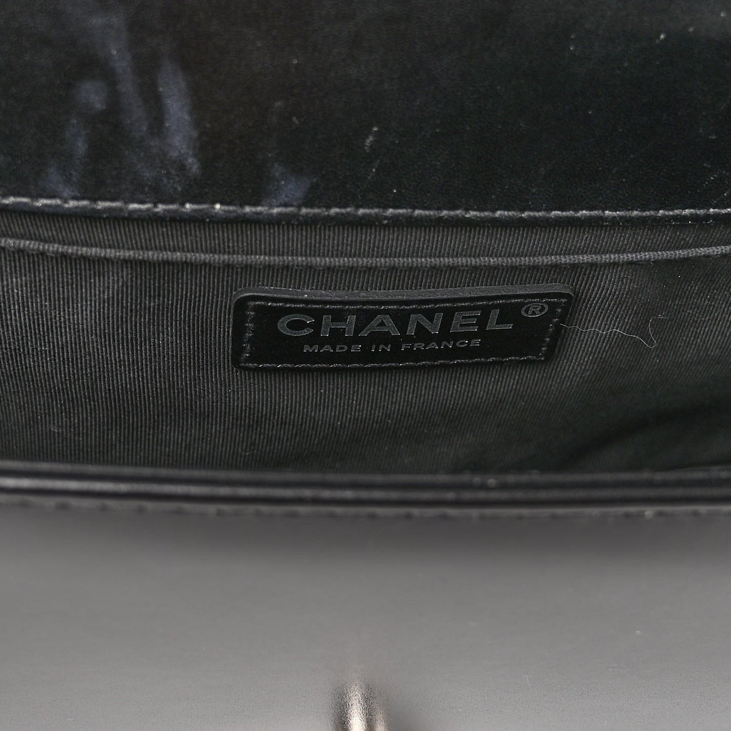 Glazed Calfskin Quilted Medium Chain Around Boy Flap Black