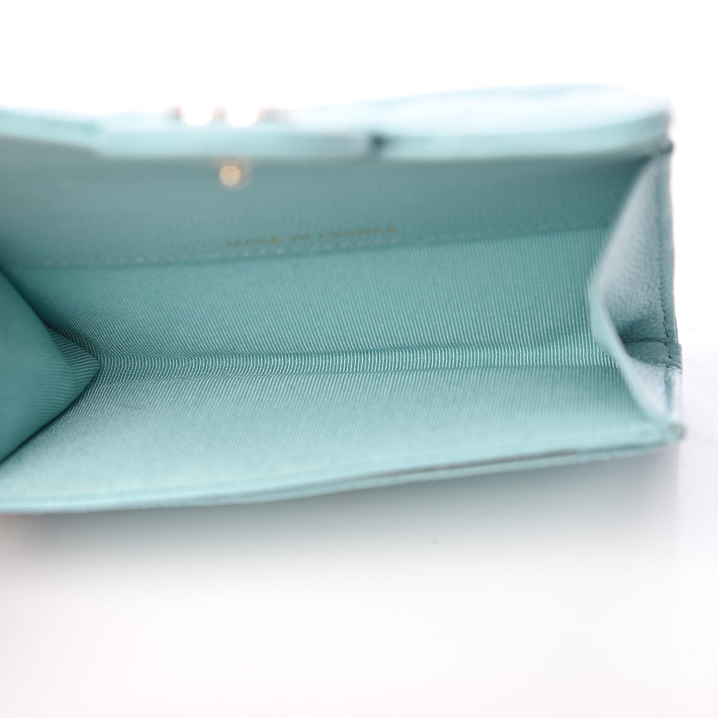 Caviar Quilted Card Holder Light Blue
