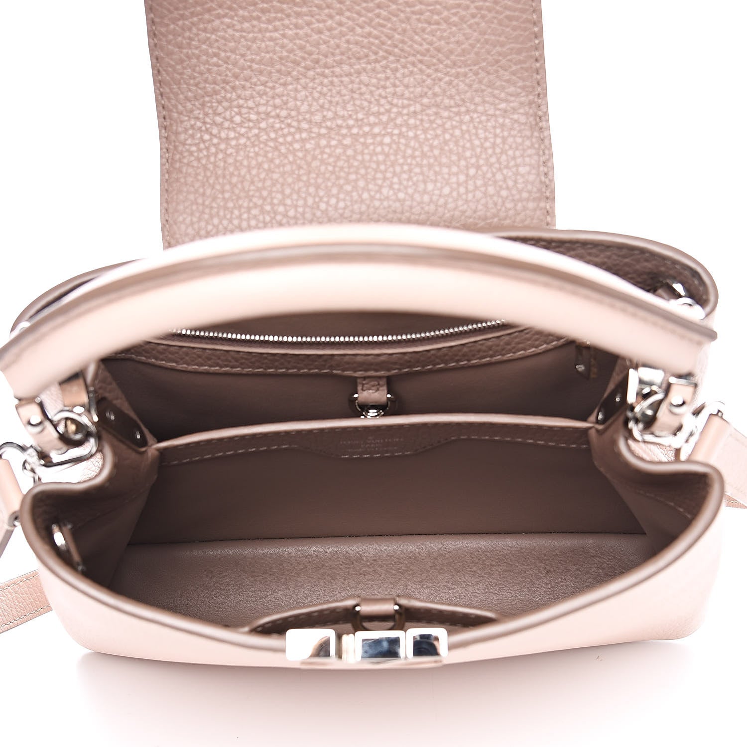 Louis Vuitton Taurillon Capucines BB Magnolia 5 of 9