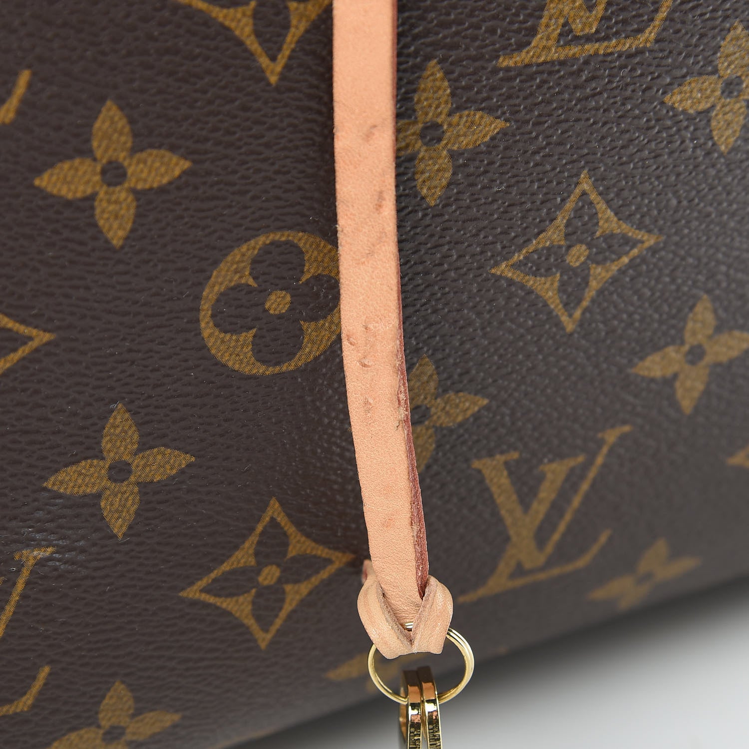 Louis Vuitton Monogram Montaigne GM 13 of 16