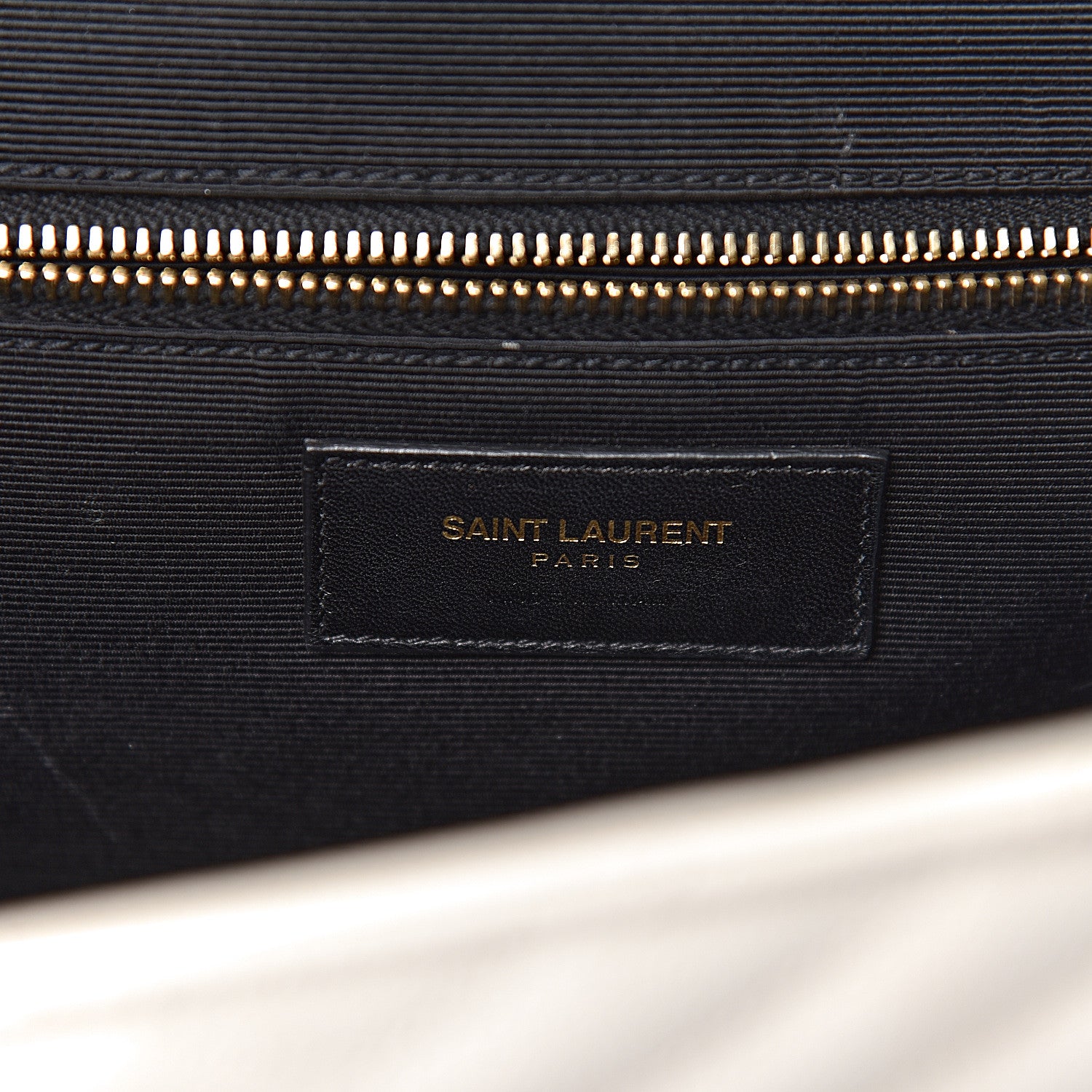 Saint Laurent Grain De Poudre Matelasse Chevron Large Monogram Satchel White 8 of 17