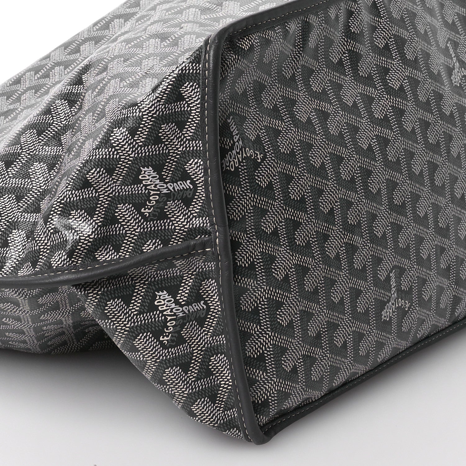 Goyard Goyardine Reversible Anjou GM Grey 14 of 18