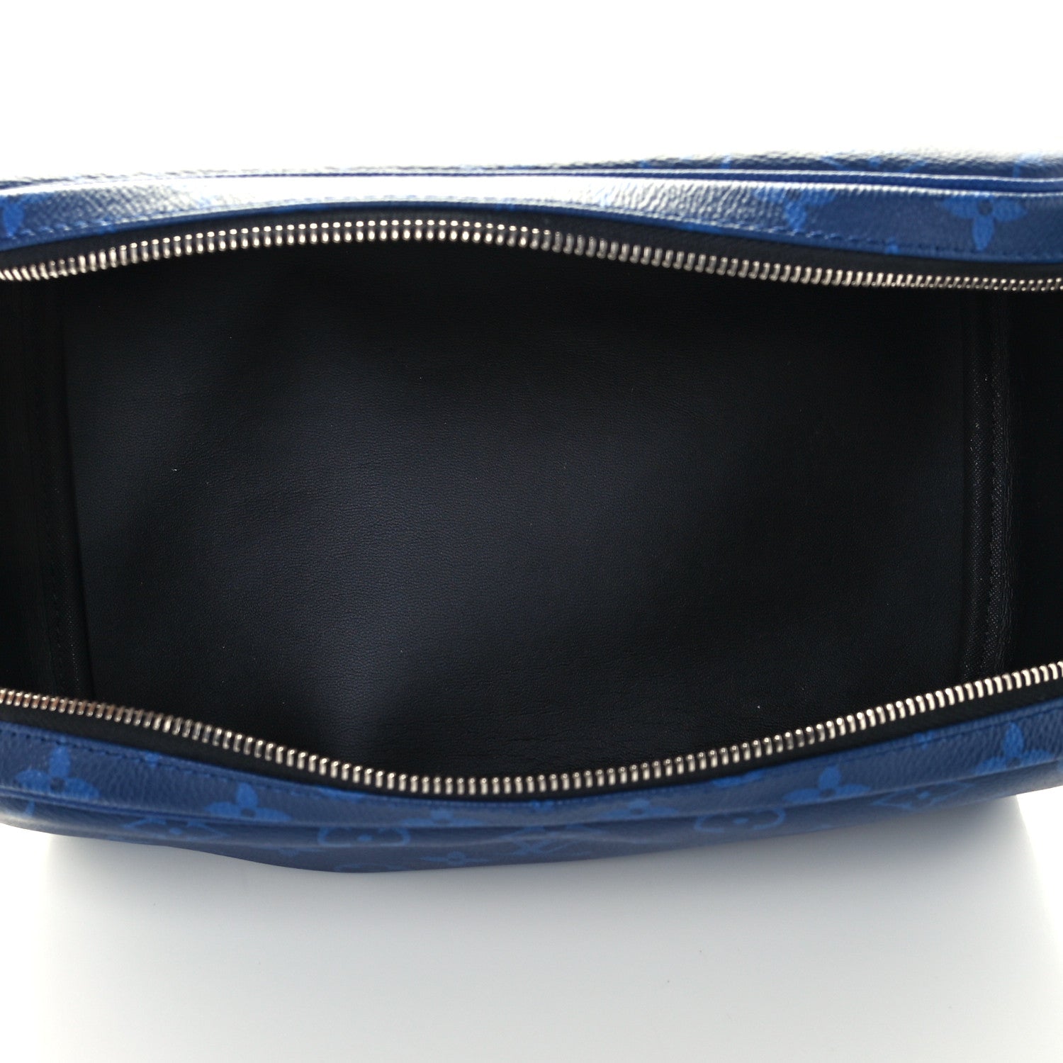Louis Vuitton Taigarama Dopp Kit Toilet Pouch Cobalt 6 of 12