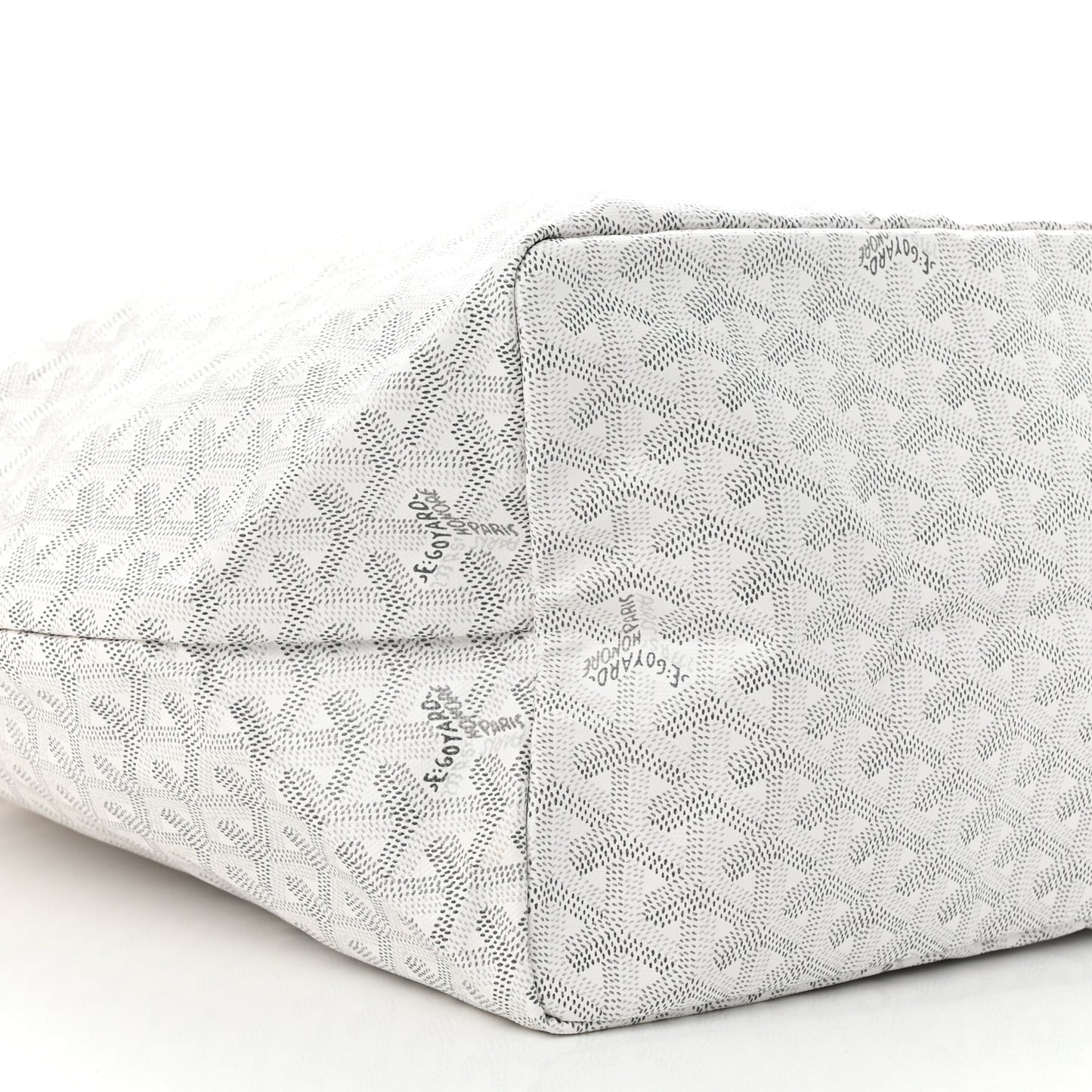 Goyardine Saint Louis GM White