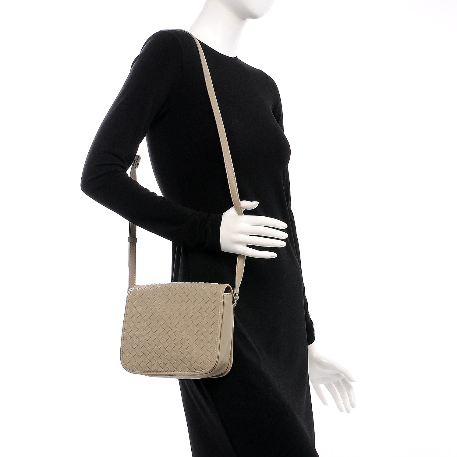Bottega Veneta Nappa Intrecciato Messenger Bag Limo 2 of 8