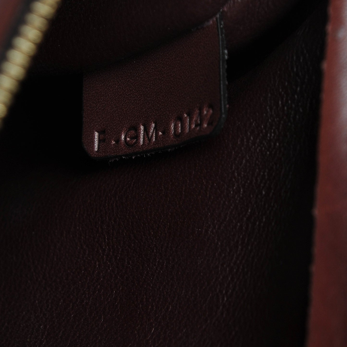 Smooth Calfskin Suede Medium Trapeze Burgundy