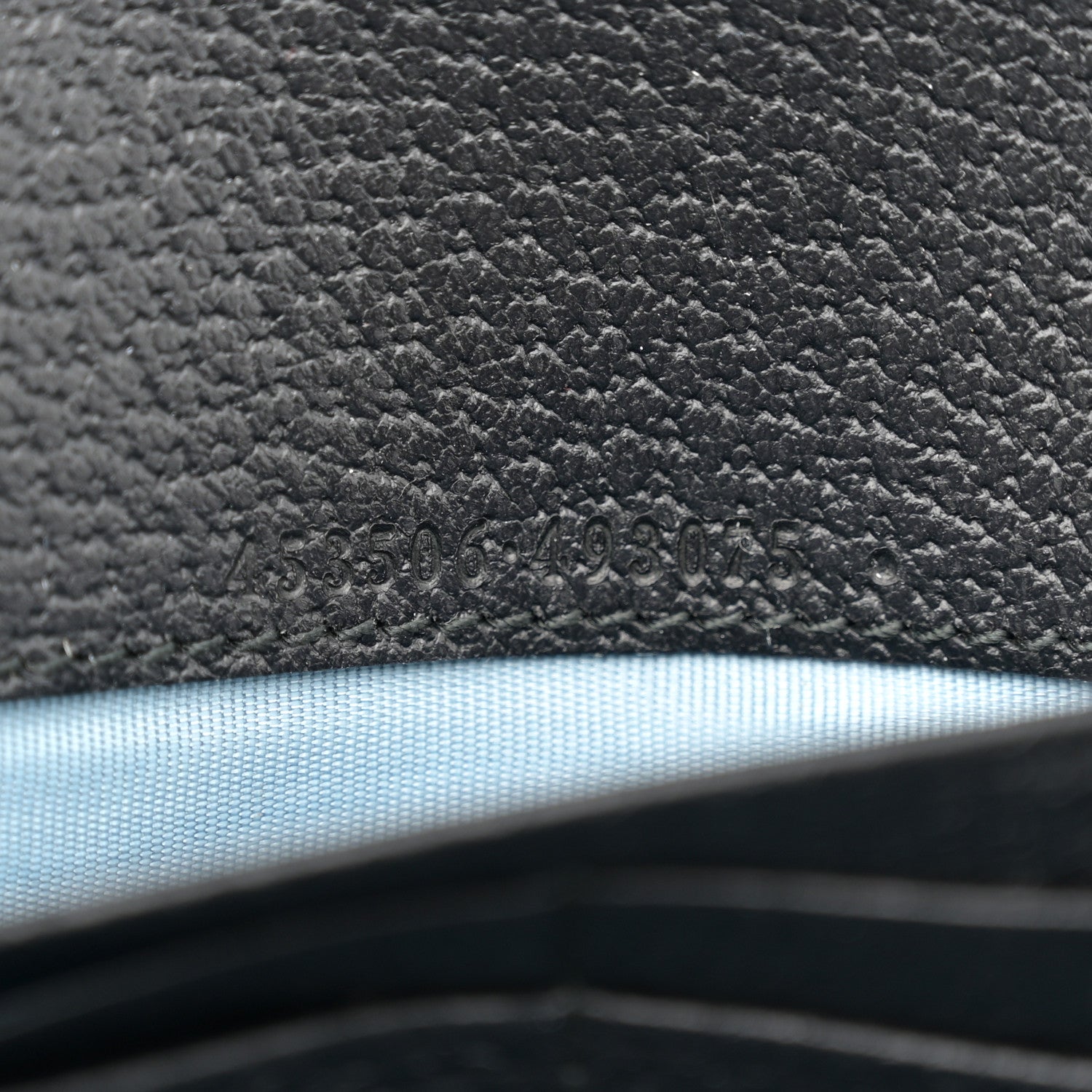 Gucci Grained Calfskin Bee Star Continental Chain Wallet Black 7 of 11