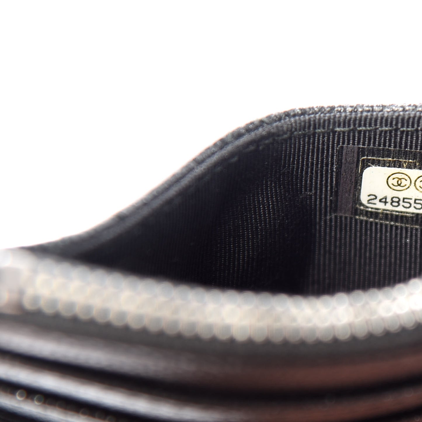 Iridescent Caviar Quilted CC Zip Card Holder Black
