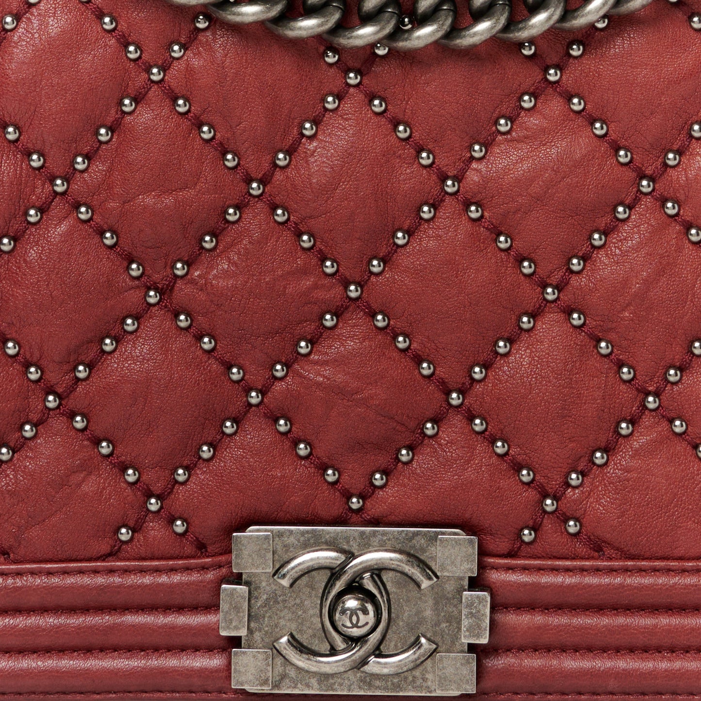 Crumpled Lambskin New Medium Studded Boy Flap Red