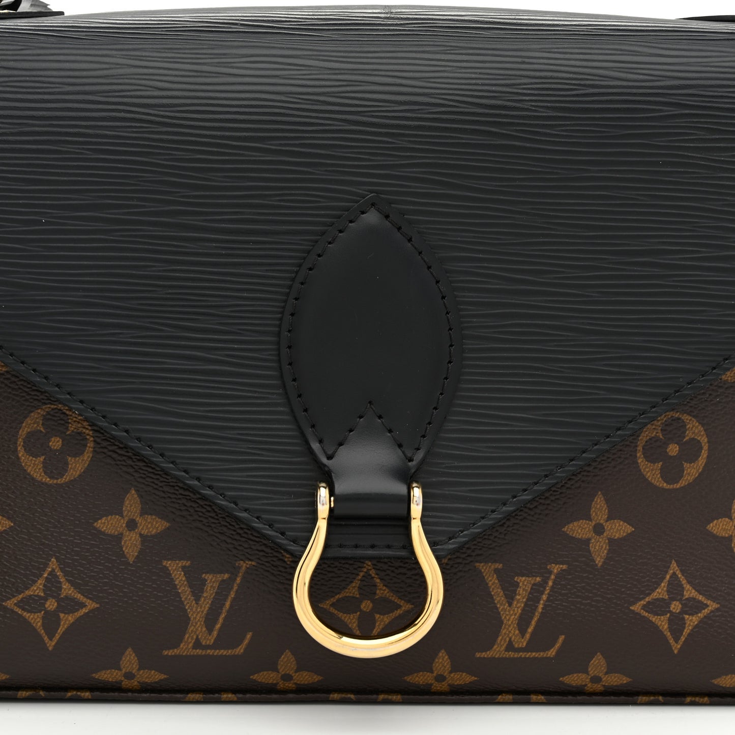 Epi Monogram Saint Michel Black