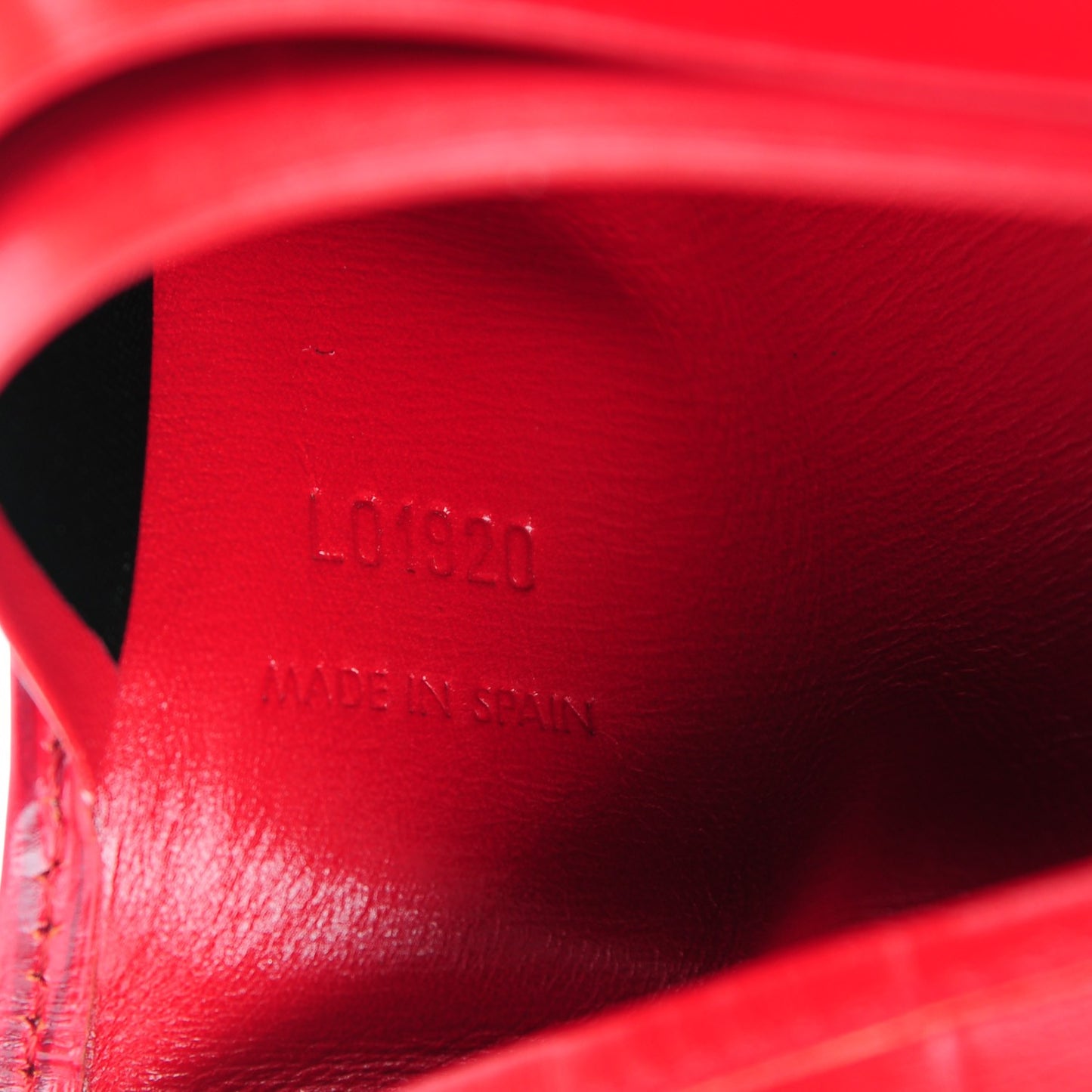 Epi Checkbook Organizer Wallet Castillan Red